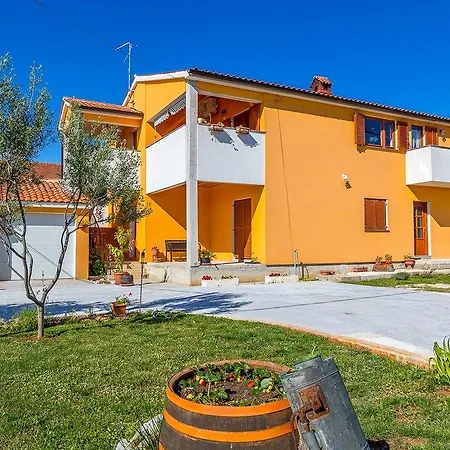 Ninetta Holiday home *