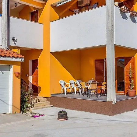 Holiday home Ninetta Vodnjan